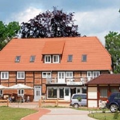 Genießen Sie bei uns die schöne Natur... Schifffahrt & Insel-Hotel Dobbertin